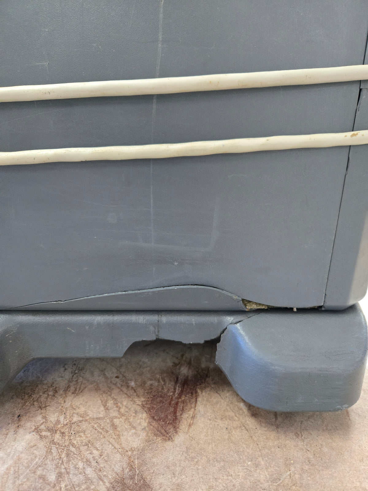 Reconditioned Airsep Intensity 10LPM Oxygen Concentrator *SCRATCH AND DENT B*