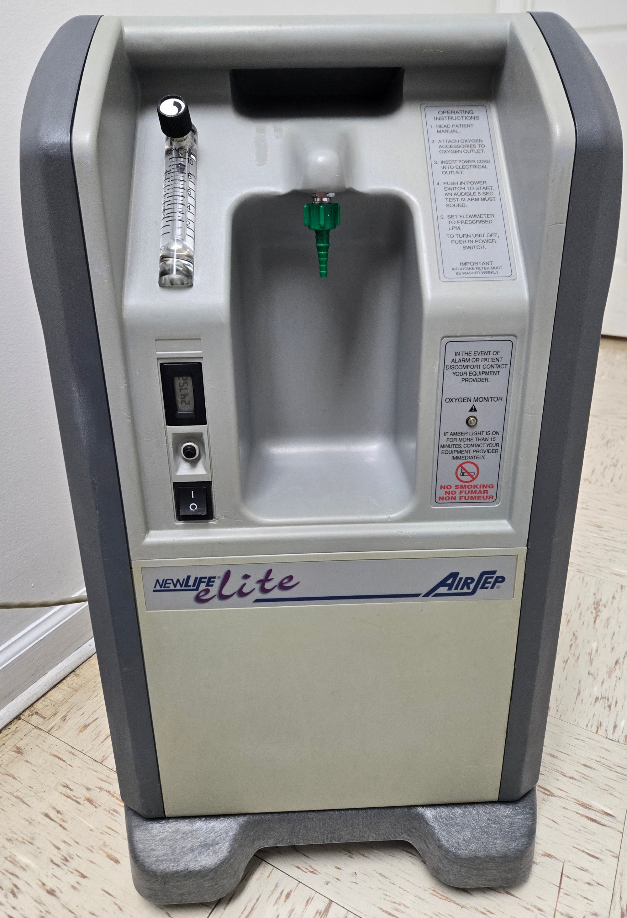 Reconditioned Airsep Intensity 10LPM Oxygen Concentrator *SCRATCH AND DENT E*