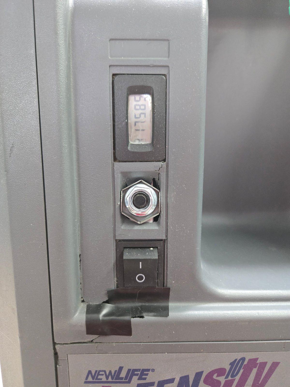Reconditioned Airsep Intensity 10LPM Oxygen Concentrator *SCRATCH AND DENT #1*