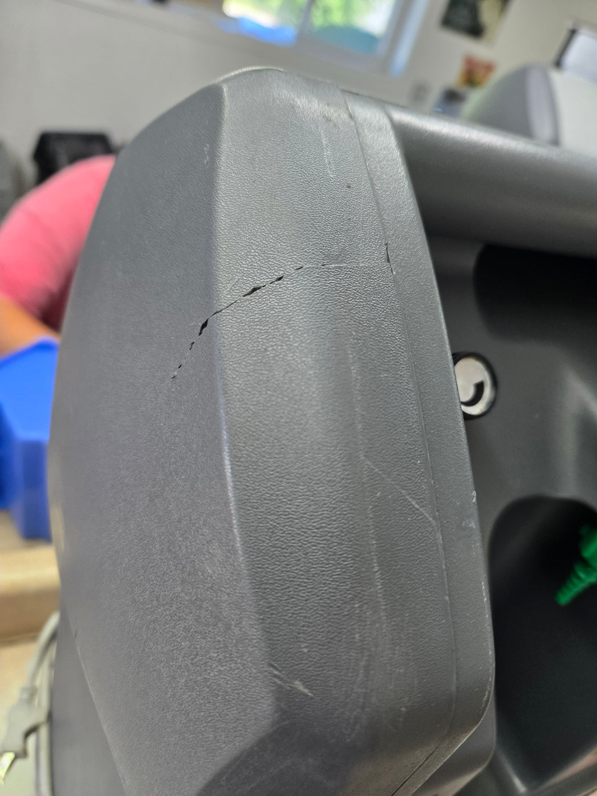 Reconditioned Airsep Intensity 10LPM Oxygen Concentrator *SCRATCH AND DENT B*