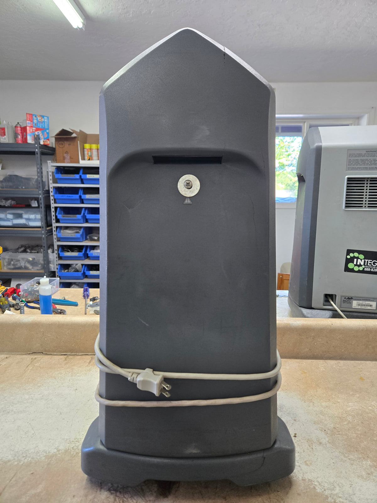 Reconditioned Airsep Intensity 10LPM Oxygen Concentrator *SCRATCH AND DENT B*