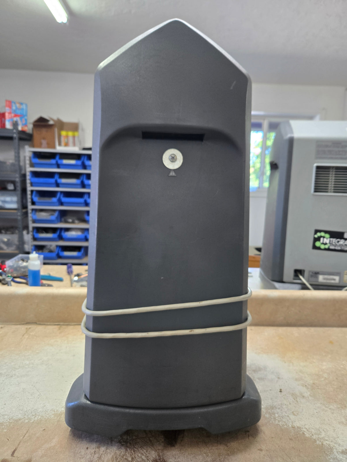 Reconditioned Airsep Intensity 10LPM Oxygen Concentrator *SCRATCH AND DENT B*