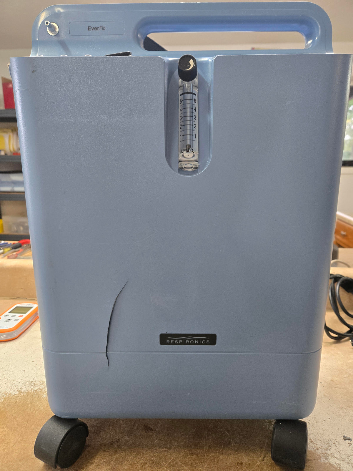 SCRATCH AND DENT Reconditioned Respironics EverFlo 5LPM Oxygen Concentrator #1